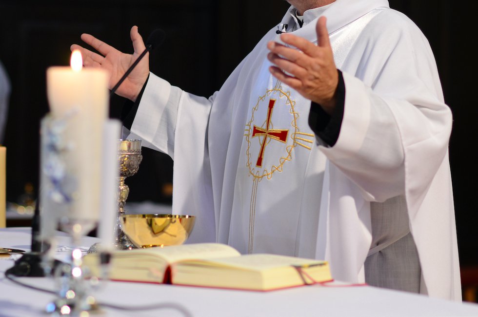 catholic-diocese-among-first-churches-to-resume-in-person-worship